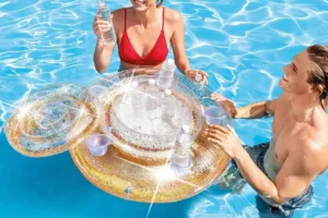 Neveras hinchables para disfrutar del verano con estilazo